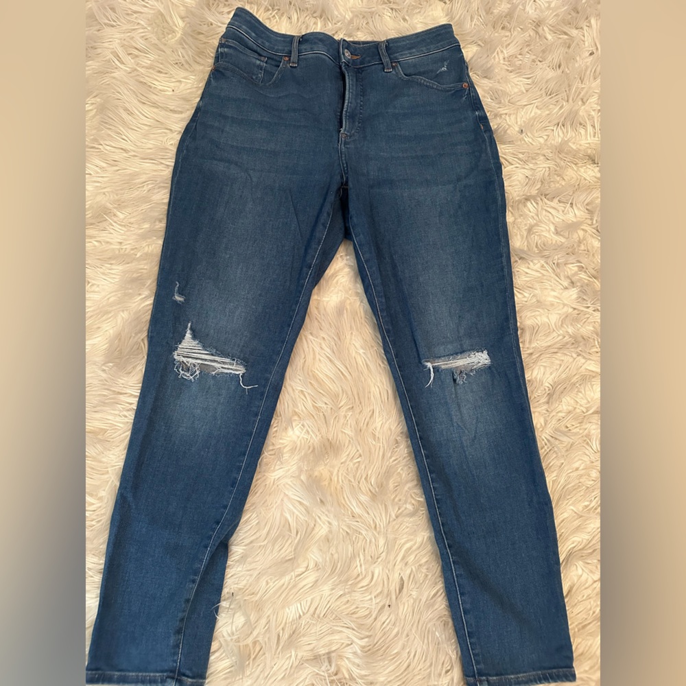 Express, curvy, skinny high-rise